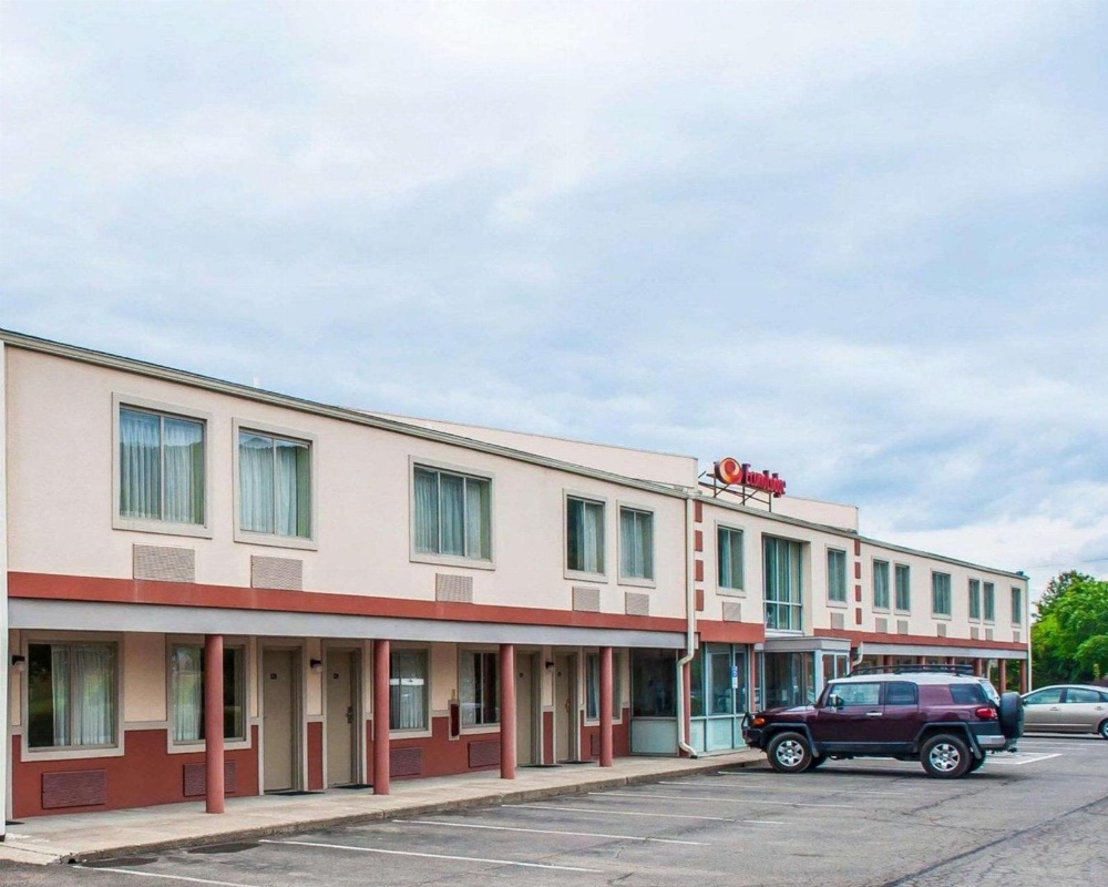 Econo Lodge Elmira Main image